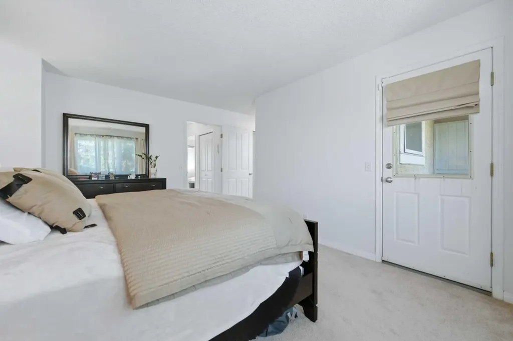 388 Sandarac Drive NW Calgary AB T3K 4E3