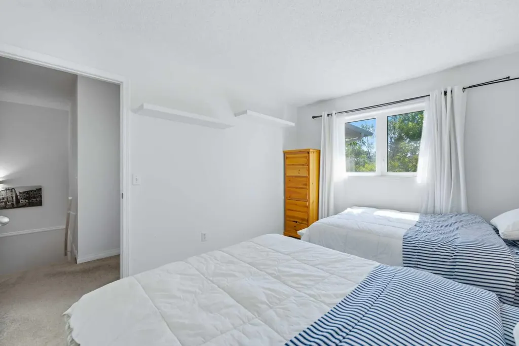 388 Sandarac Drive NW Calgary AB T3K 4E3