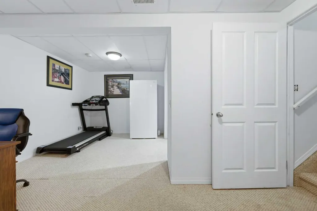 388 Sandarac Drive NW Calgary AB T3K 4E3