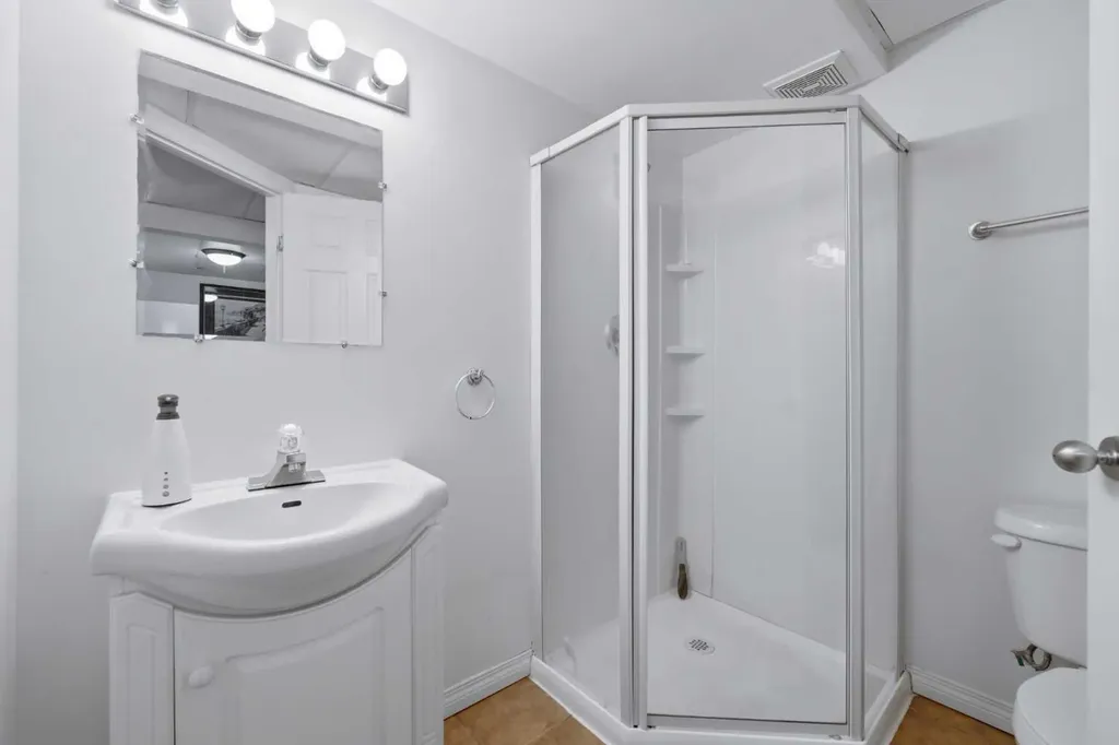 388 Sandarac Drive NW Calgary AB T3K 4E3