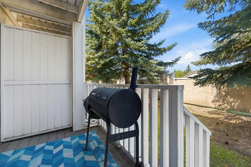 388 Sandarac Drive NW Calgary AB T3K 4E3