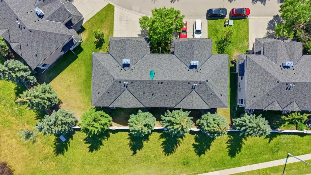 388 Sandarac Drive NW Calgary AB T3K 4E3