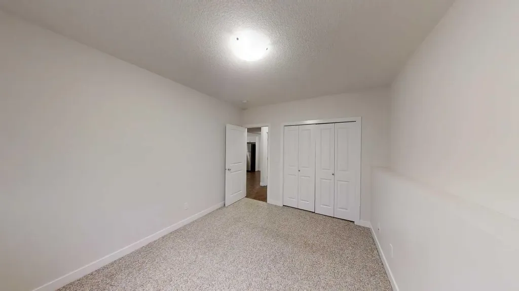 9717 112 Avenue Clairmont AB T8X5C2