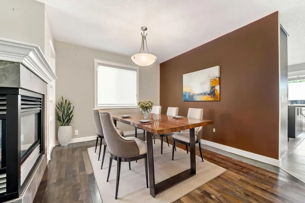 4836 Bowness Road NW Calgary AB T3B 0B7