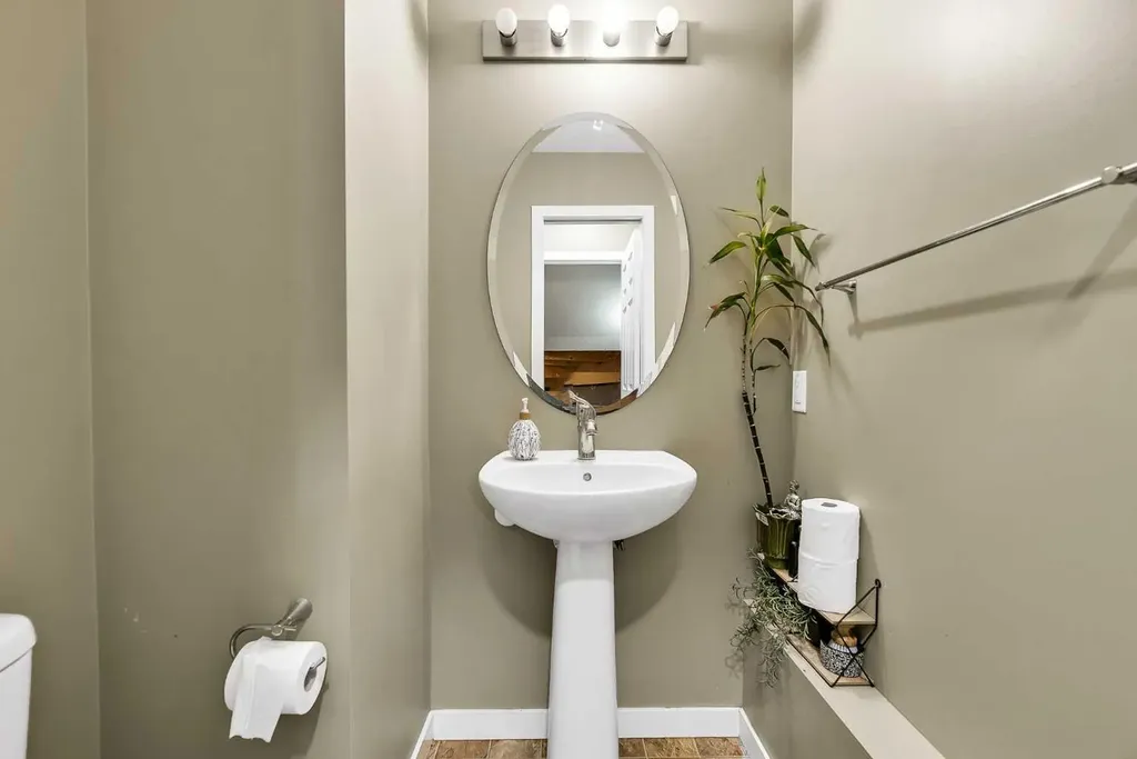 88 Walden Gardens SE Calgary AB T2X0M9