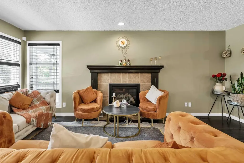 88 Walden Gardens SE Calgary AB T2X0M9