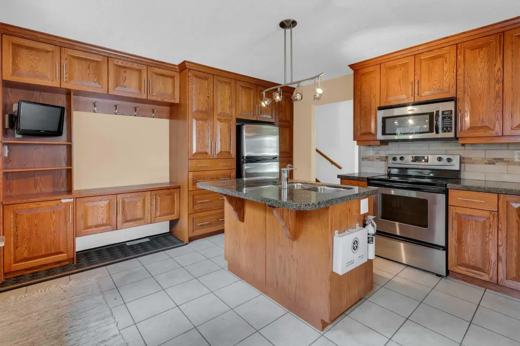 11224 Wilson Road SE Calgary AB T2J 2E2