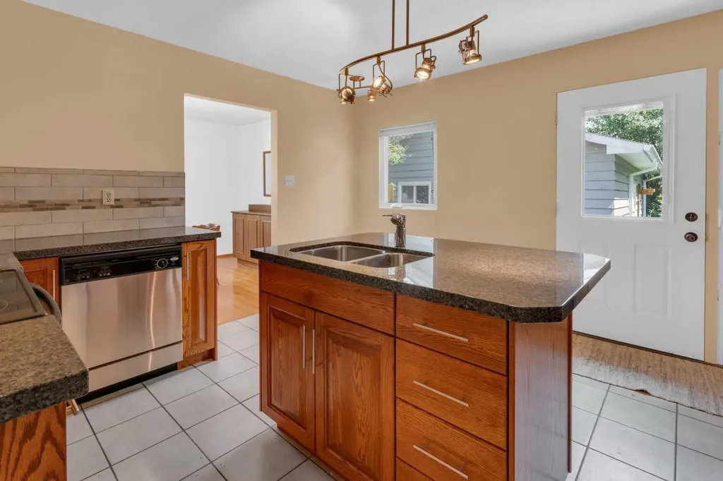 11224 Wilson Road SE Calgary AB T2J 2E2