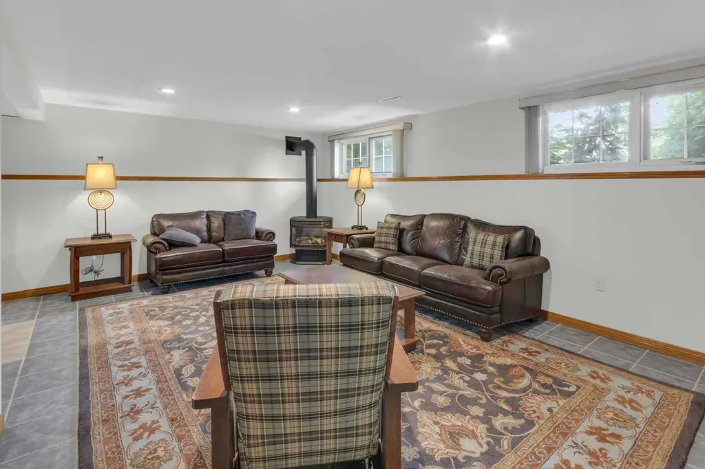 11224 Wilson Road SE Calgary AB T2J 2E2