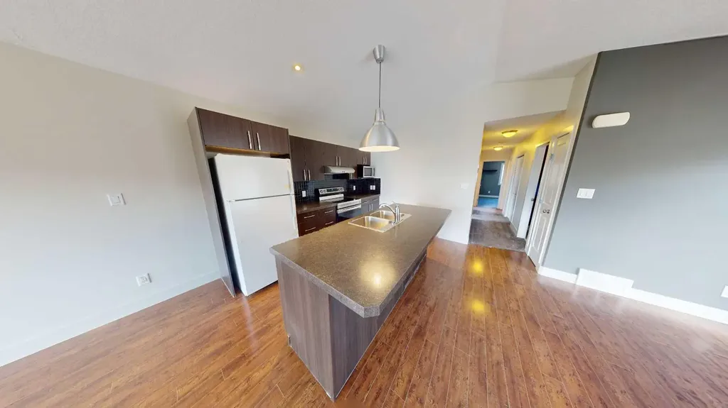 11234 75 Avenue Grande Prairie AB T8W0C5