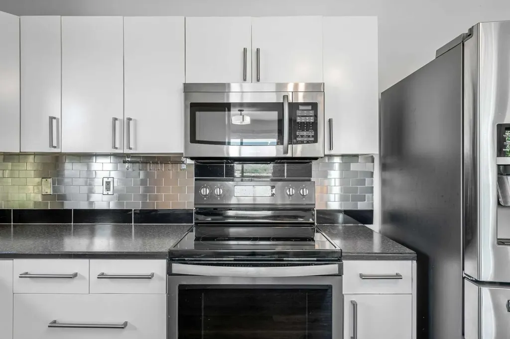 6824 Temple Drive NE Calgary AB T1Y 4X8