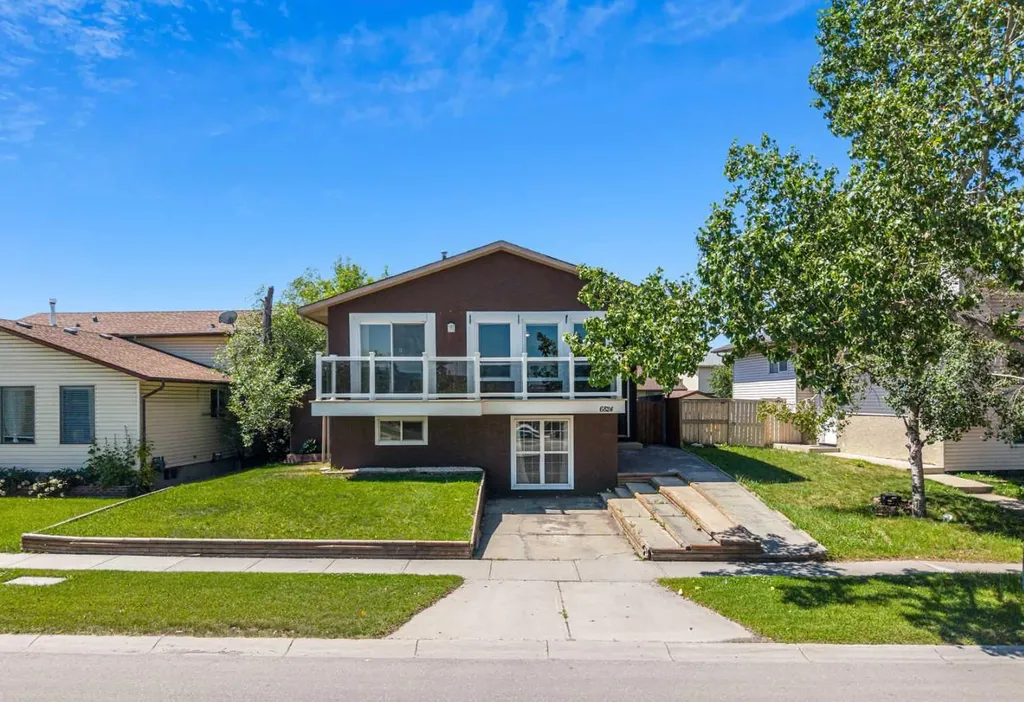 6824 Temple Drive NE Calgary AB T1Y 4X8
