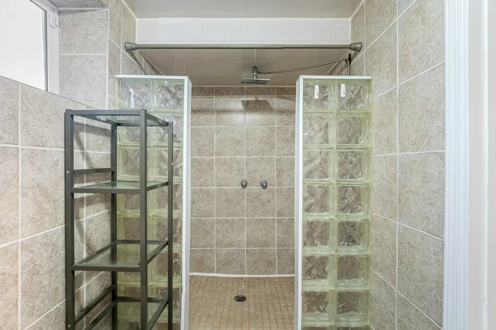 6824 Temple Drive NE Calgary AB T1Y 4X8