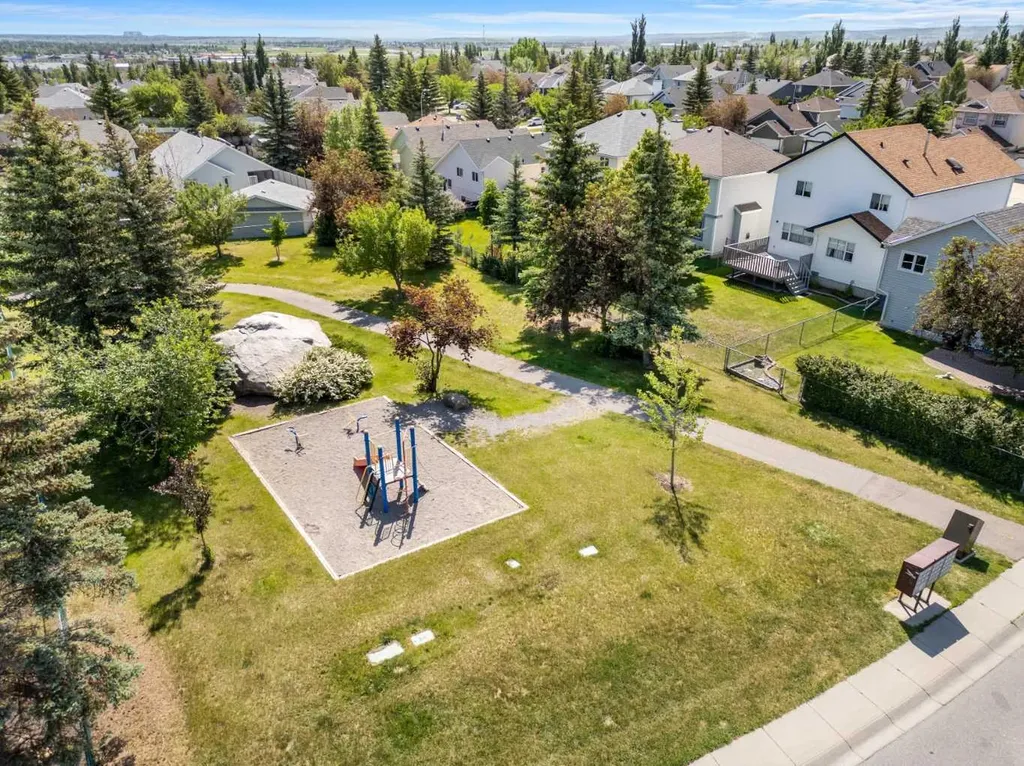 6824 Temple Drive NE Calgary AB T1Y 4X8