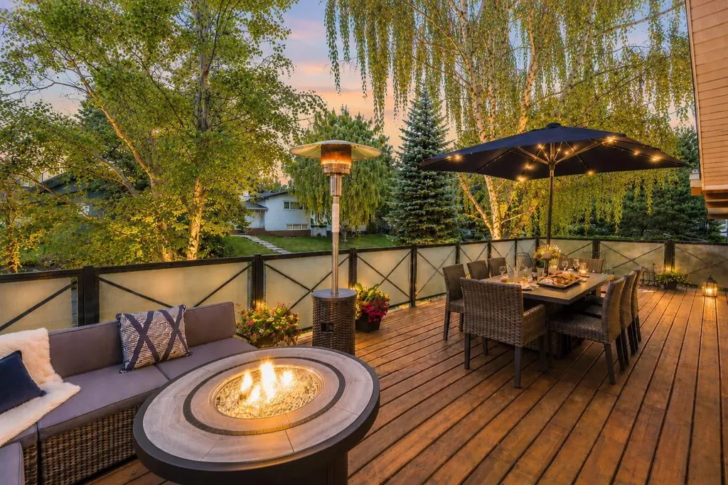 76 Chinook Drive SW Calgary AB T2V 2P9