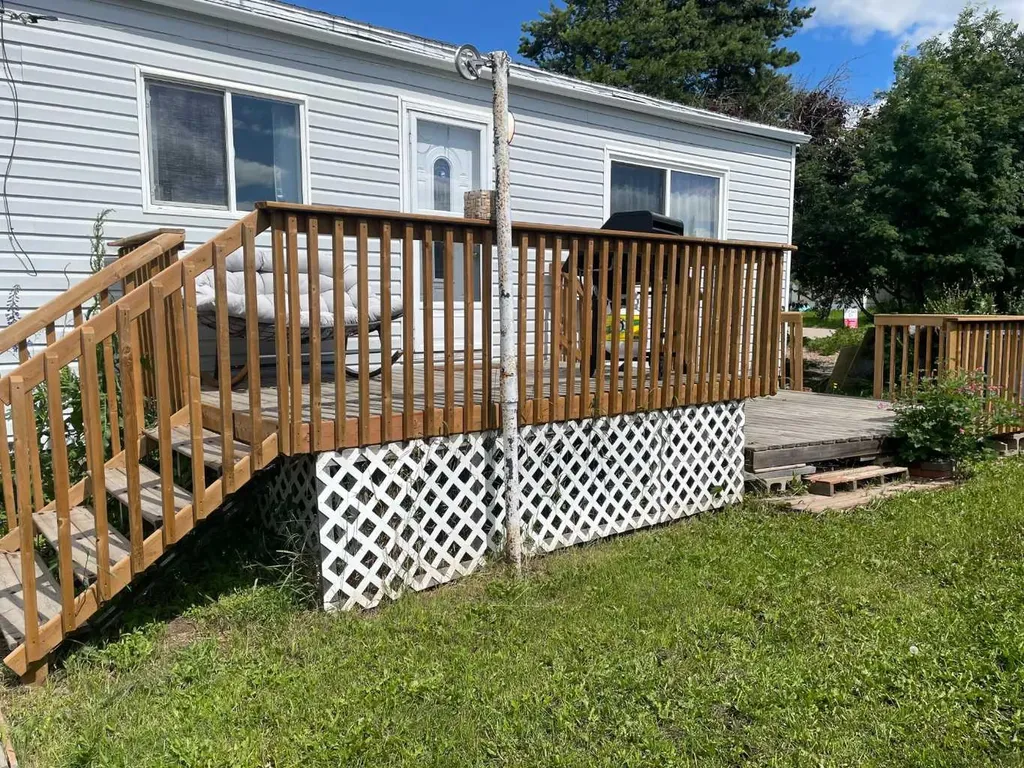 10404 101 Street Fairview AB T0H 1L0