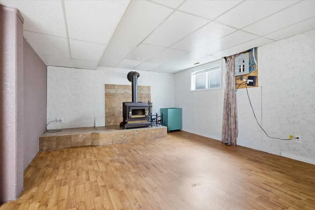 9703 95 Avenue Wembley AB T0H 3S0