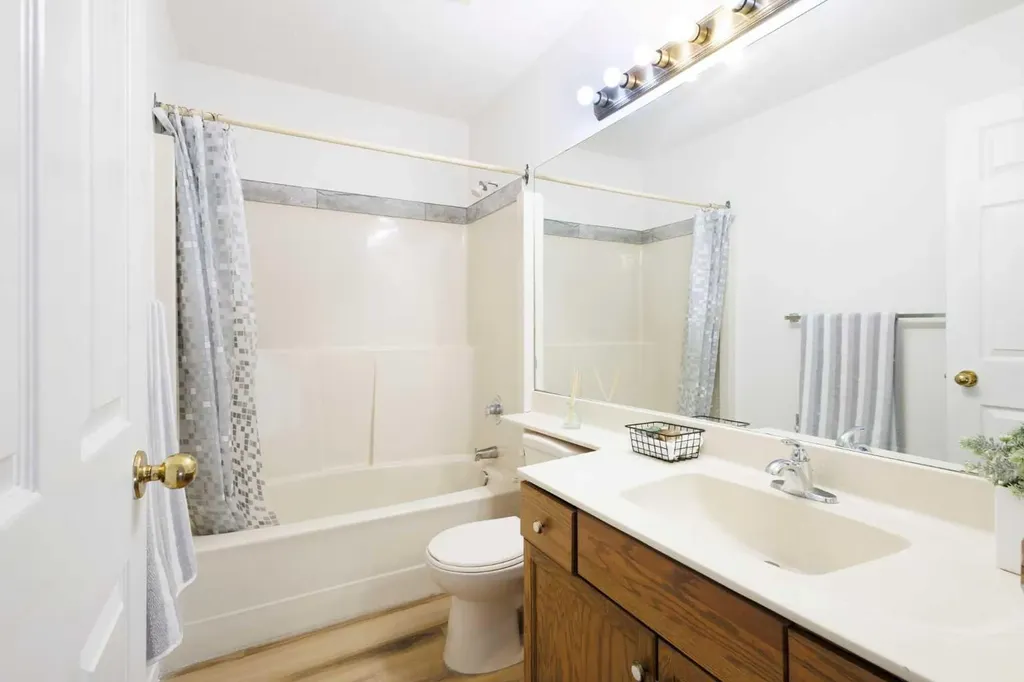 1132 Millcrest Rise SW Calgary AB T2Y 2L9