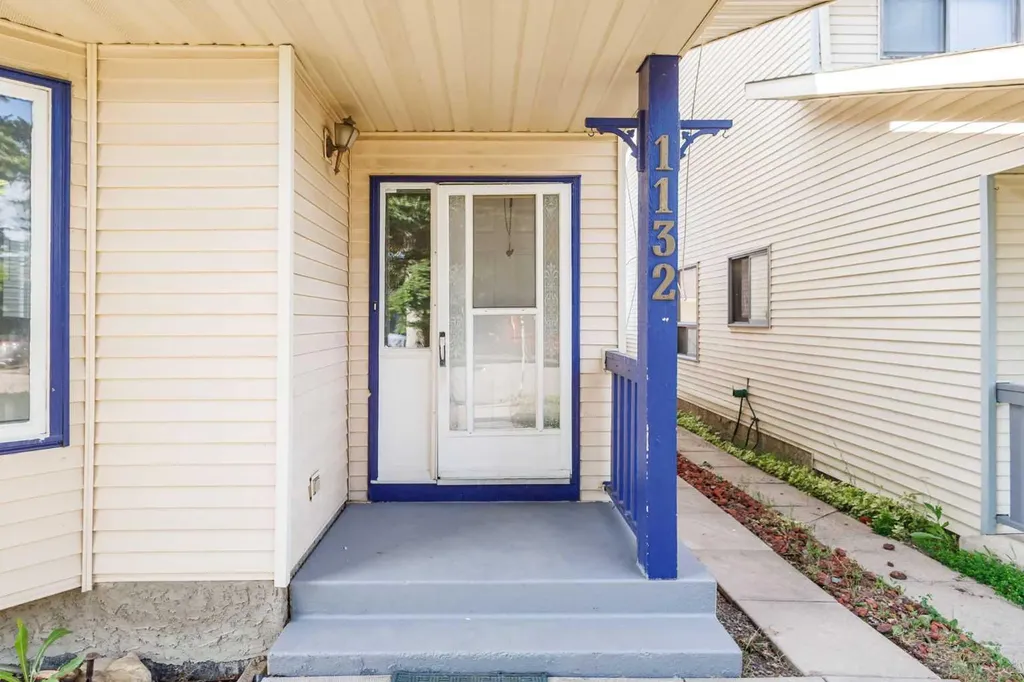 1132 Millcrest Rise SW Calgary AB T2Y 2L9