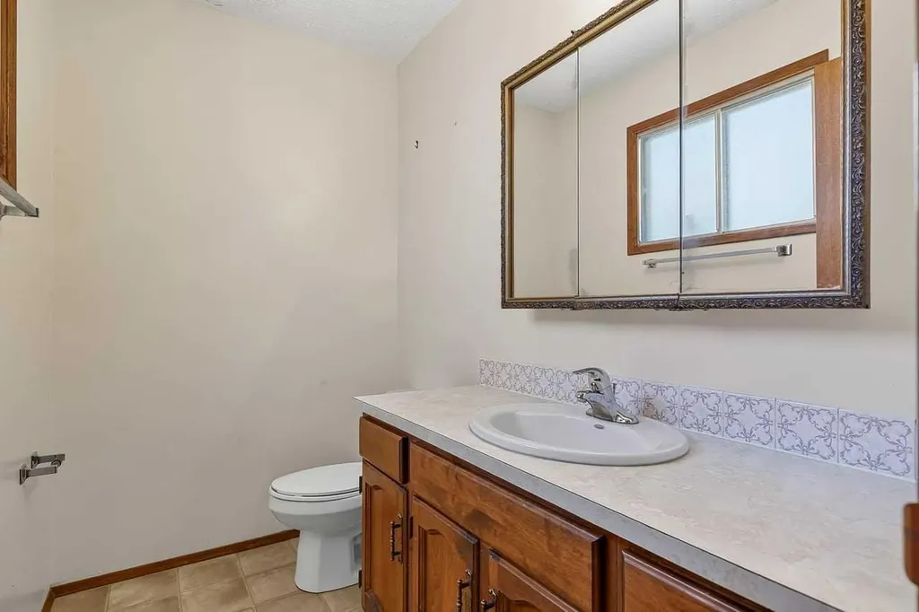 116 Centre Street Arrowwood AB T0L0B0