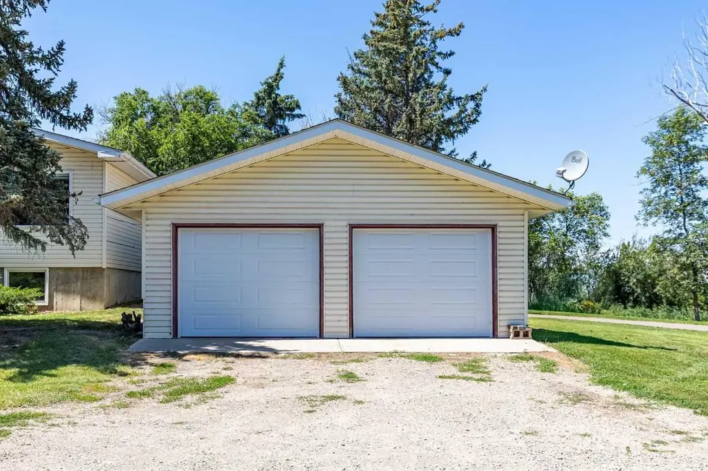 116 Centre Street Arrowwood AB T0L0B0