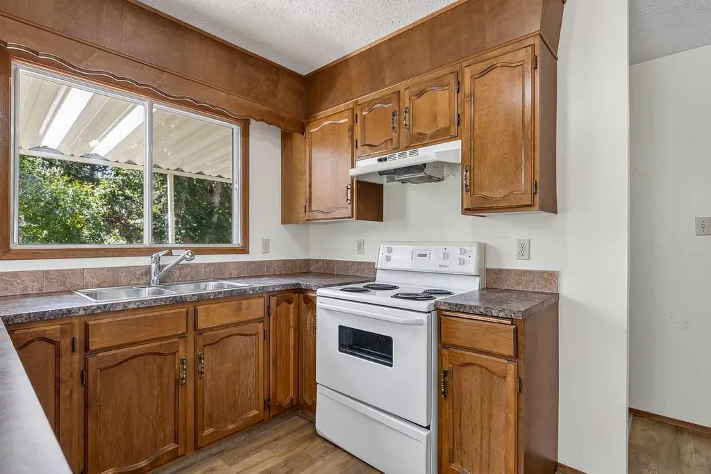 116 Centre Street Arrowwood AB T0L0B0