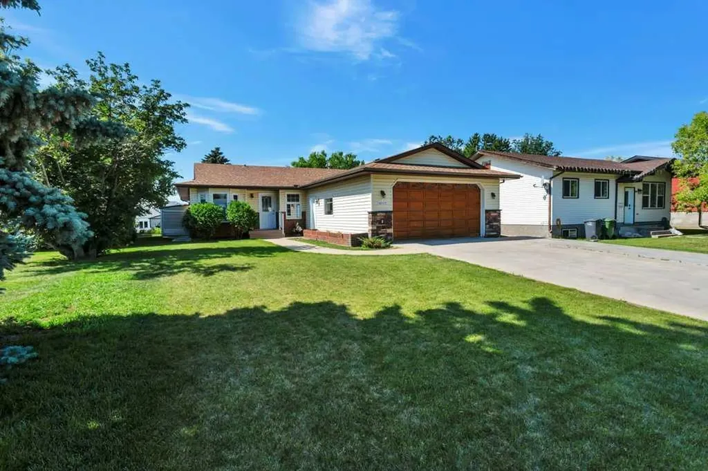 5217 46 Avenue Rimbey AB T0C 2J0