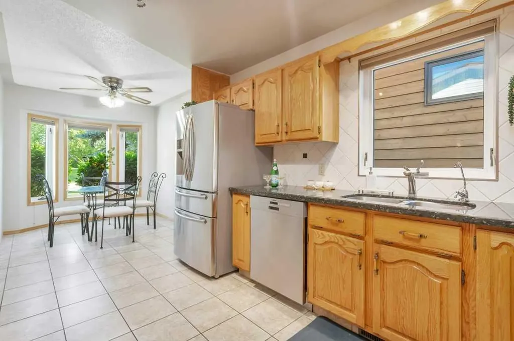 5217 46 Avenue Rimbey AB T0C 2J0