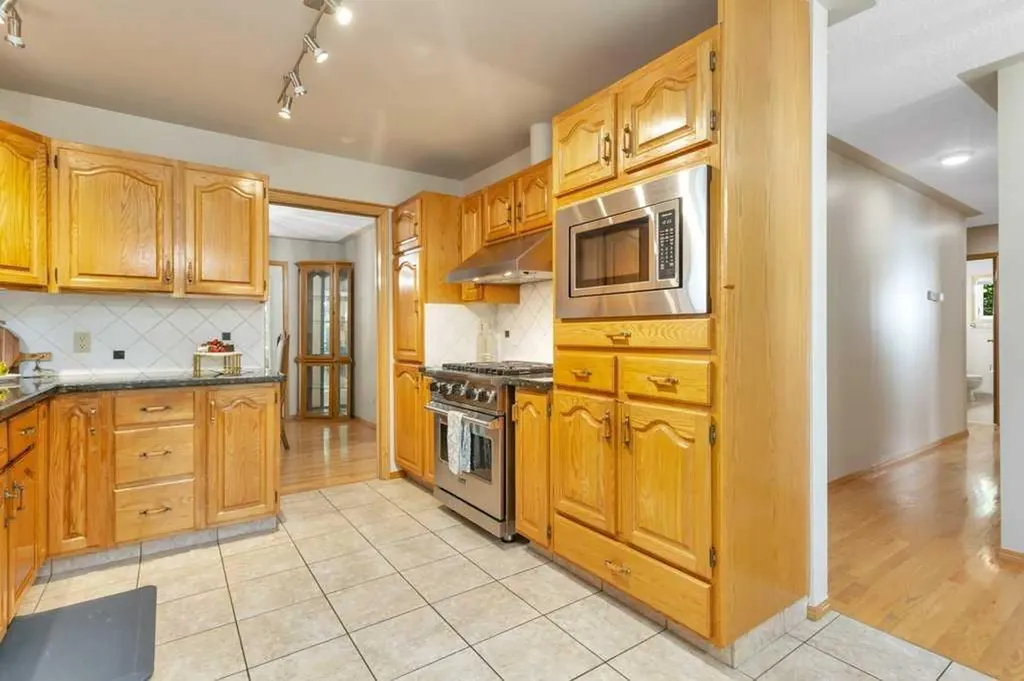 5217 46 Avenue Rimbey AB T0C 2J0