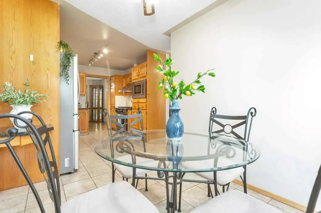 5217 46 Avenue Rimbey AB T0C 2J0
