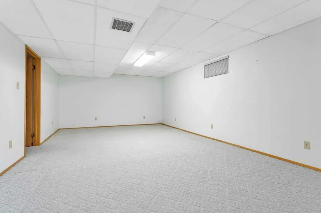 5217 46 Avenue Rimbey AB T0C 2J0
