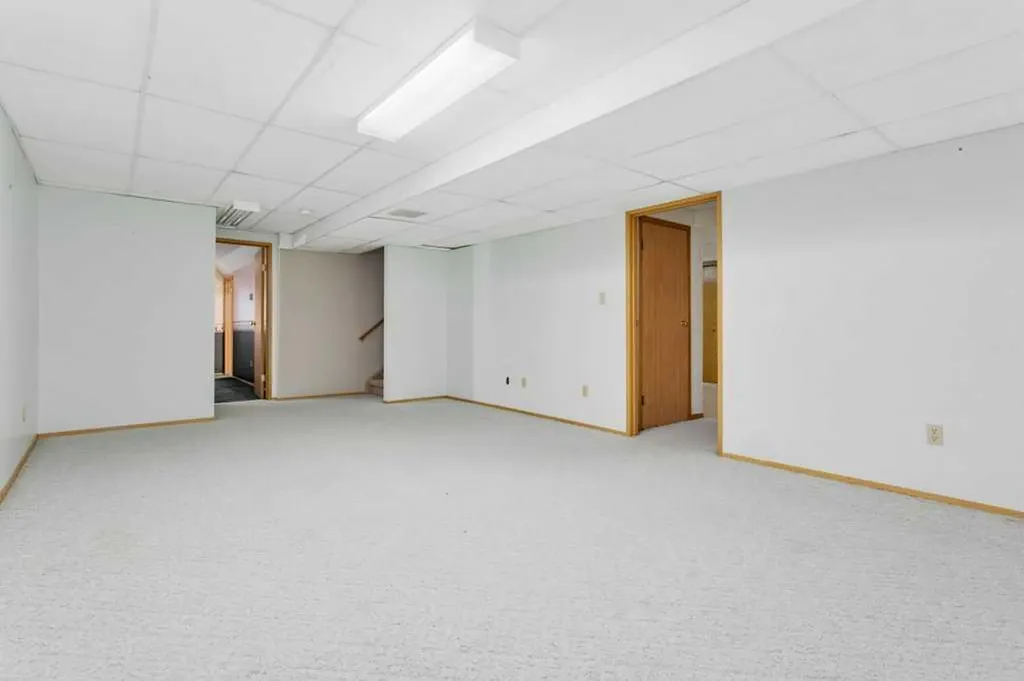5217 46 Avenue Rimbey AB T0C 2J0