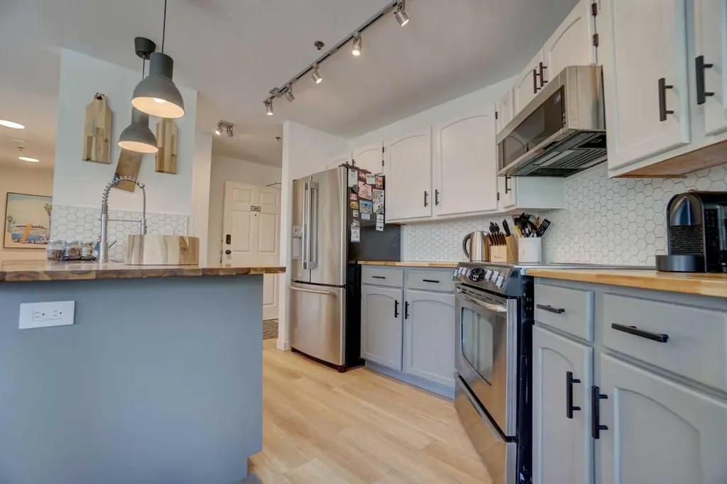 1080C Cougar Creek Drive Canmore AB T1W2X9