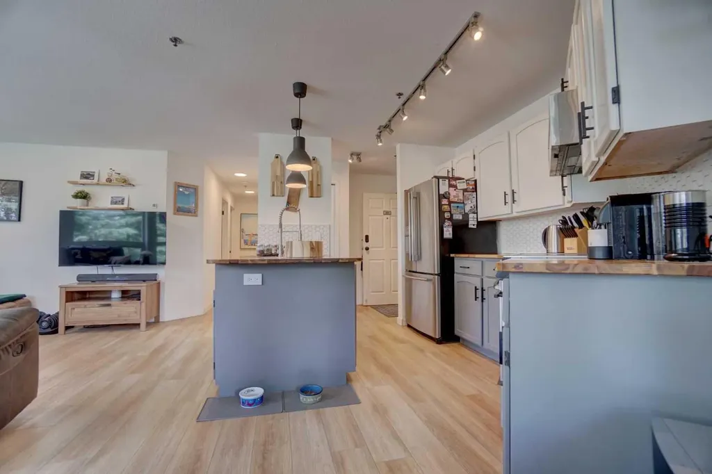 1080C Cougar Creek Drive Canmore AB T1W2X9