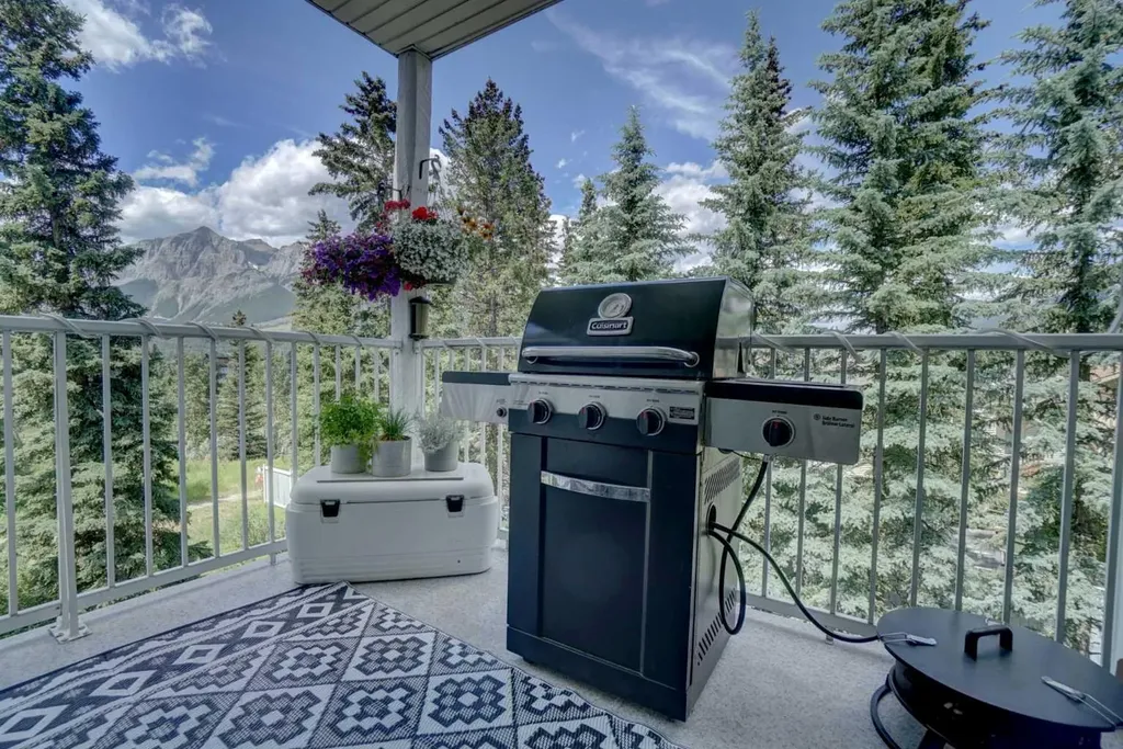 1080C Cougar Creek Drive Canmore AB T1W2X9