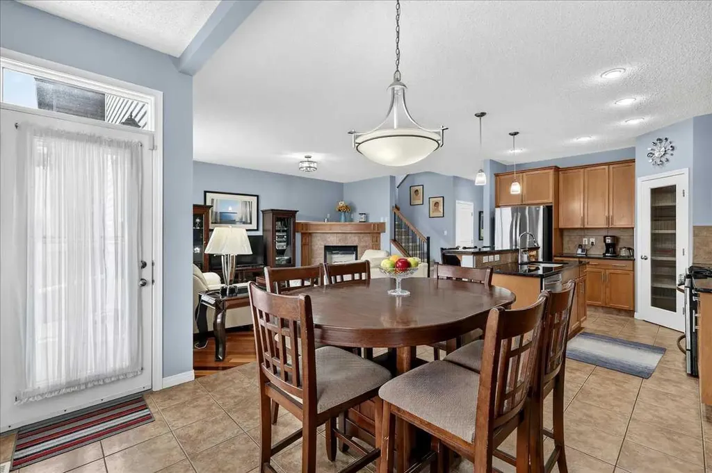 18 Copperstone Drive SE Calgary AB T2Z 0P2