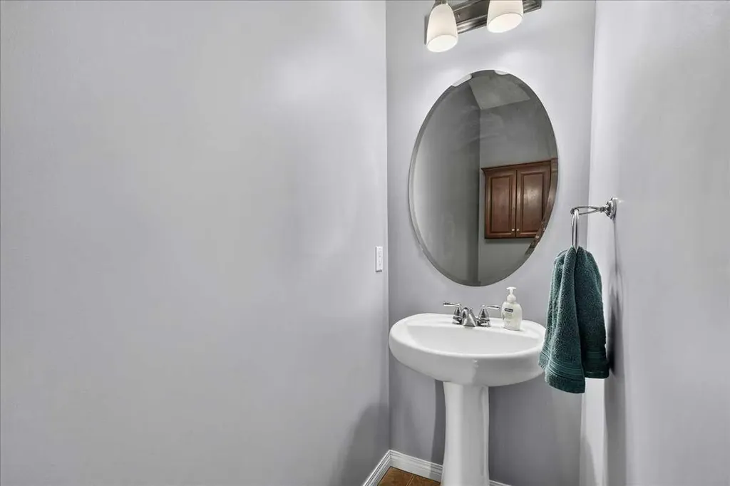 18 Copperstone Drive SE Calgary AB T2Z 0P2