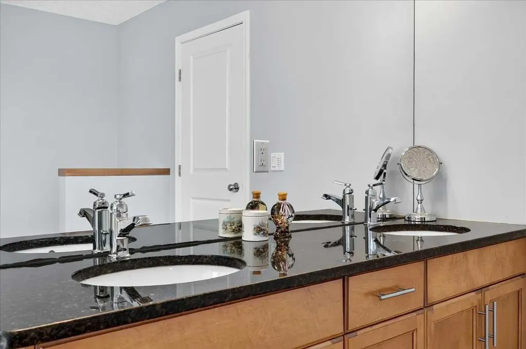 18 Copperstone Drive SE Calgary AB T2Z 0P2
