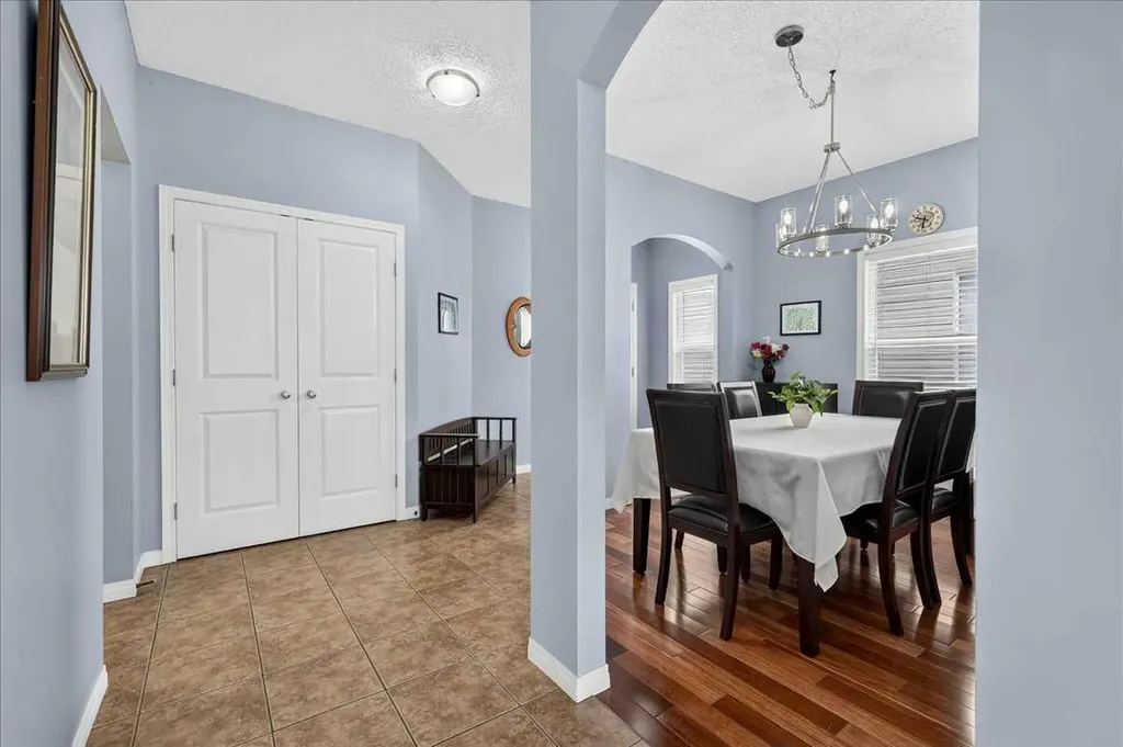 18 Copperstone Drive SE Calgary AB T2Z 0P2