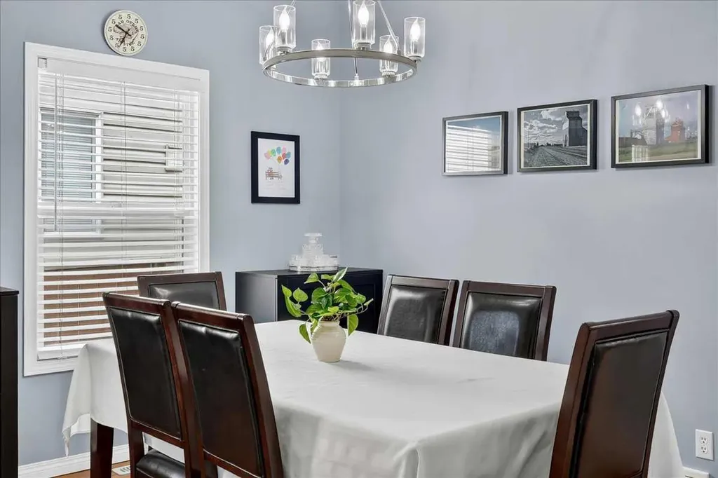 18 Copperstone Drive SE Calgary AB T2Z 0P2