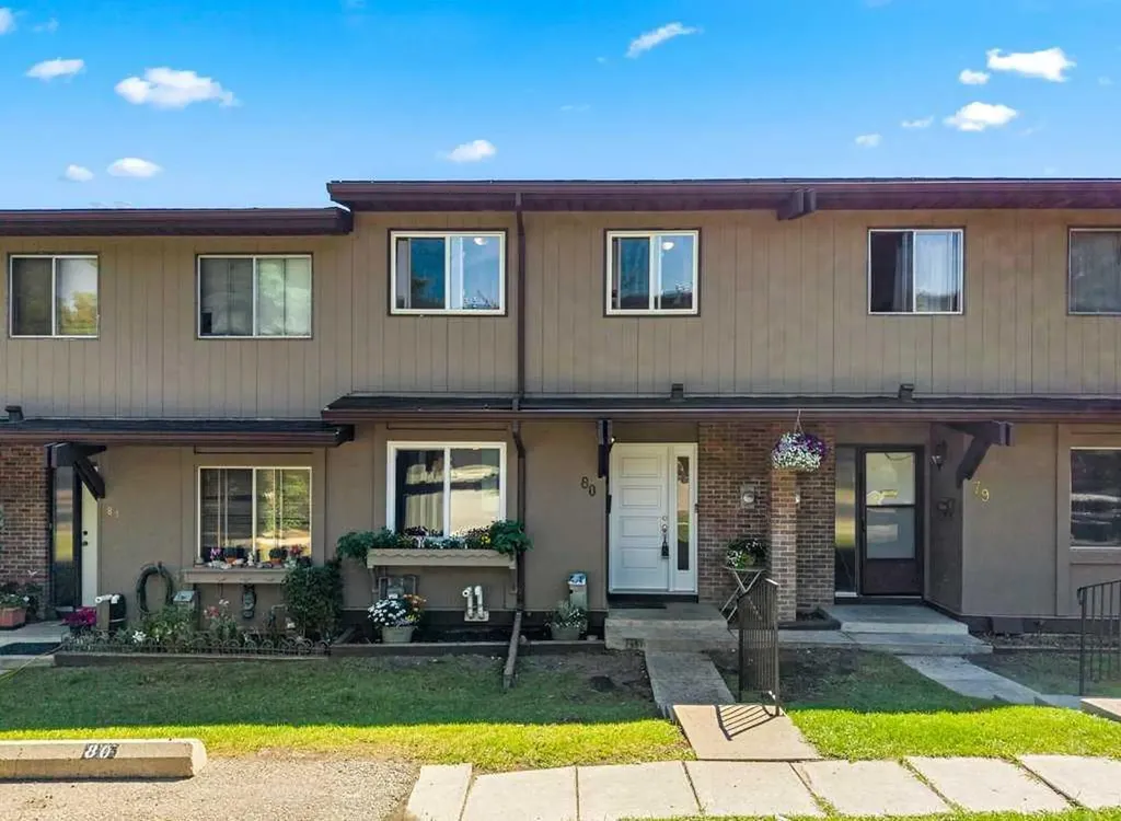 1055 72 Avenue NW Calgary AB T2K 5S4