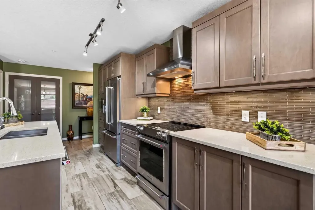 10 Market Boulevard SE Airdrie AB T4A 0W8