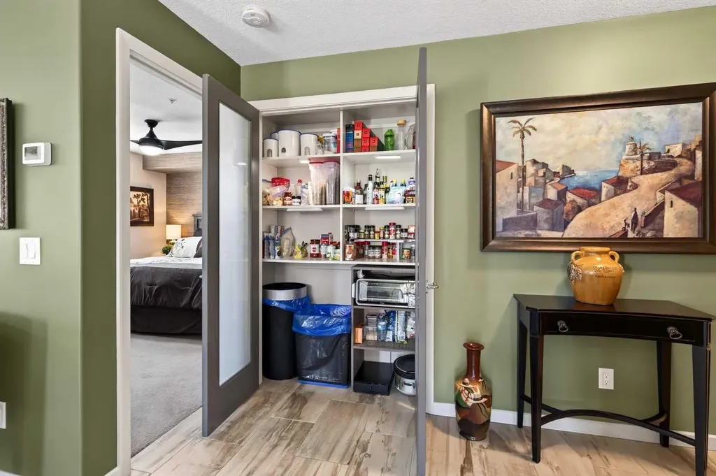 10 Market Boulevard SE Airdrie AB T4A 0W8