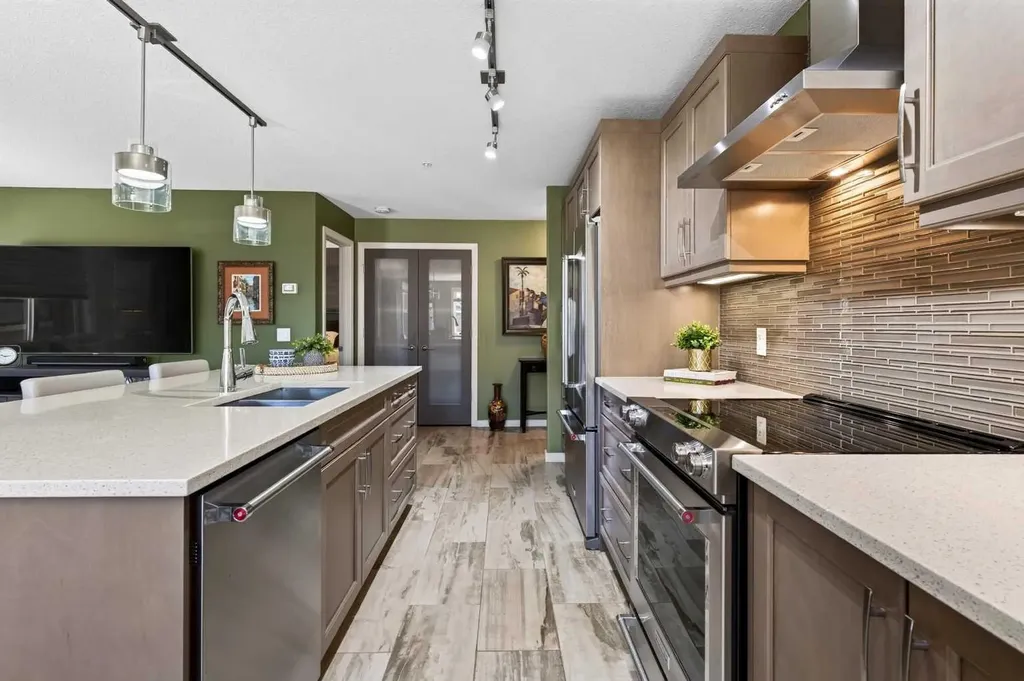 10 Market Boulevard SE Airdrie AB T4A 0W8
