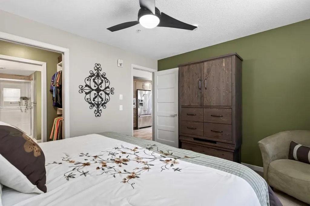 10 Market Boulevard SE Airdrie AB T4A 0W8