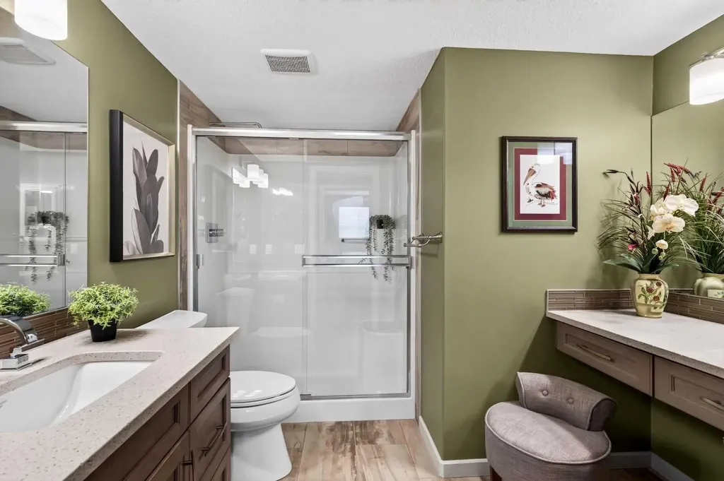 10 Market Boulevard SE Airdrie AB T4A 0W8