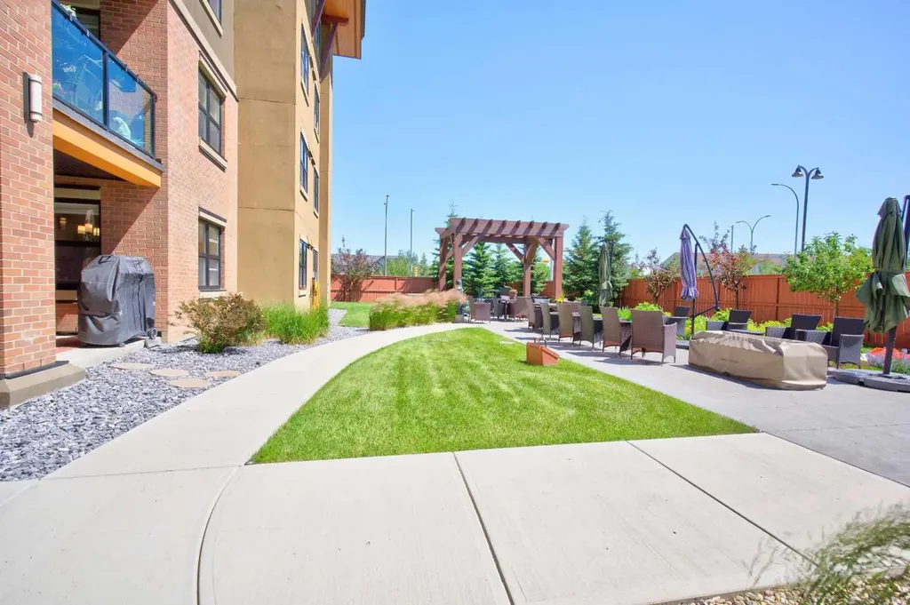 10 Market Boulevard SE Airdrie AB T4A 0W8