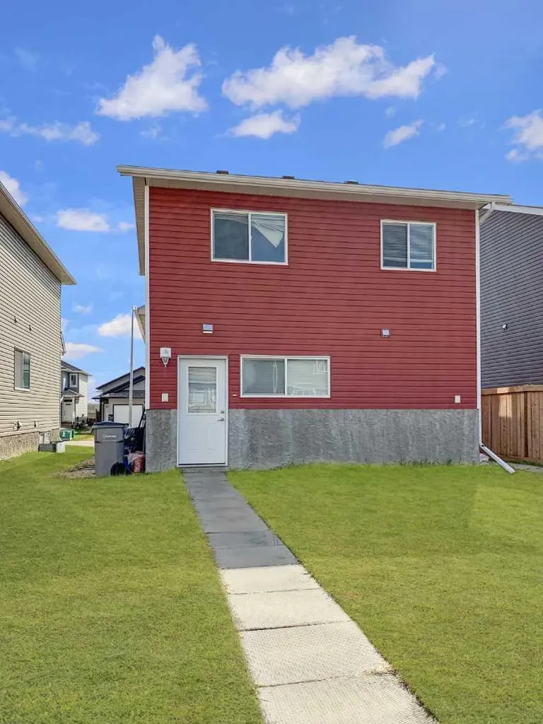 9422 88 Street Grande Prairie AB T8X0H2