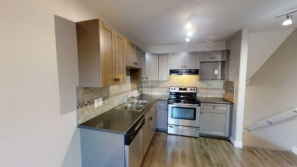 9422 88 Street Grande Prairie AB T8X0H2