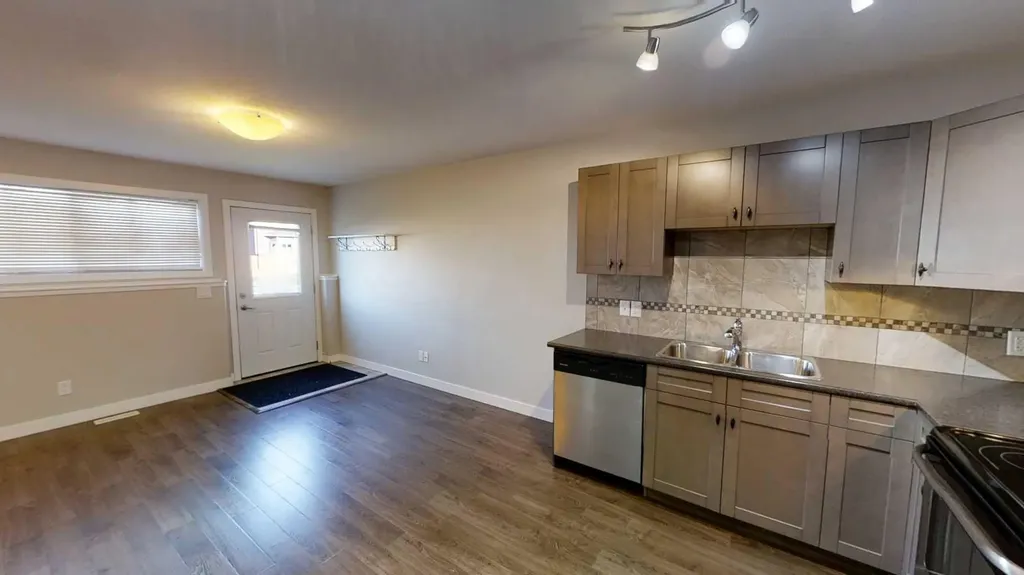 9422 88 Street Grande Prairie AB T8X0H2